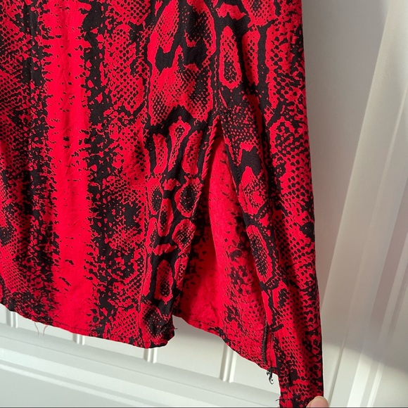 Motel Datista Slip Red Snakeskin - Picture 4 of 5
